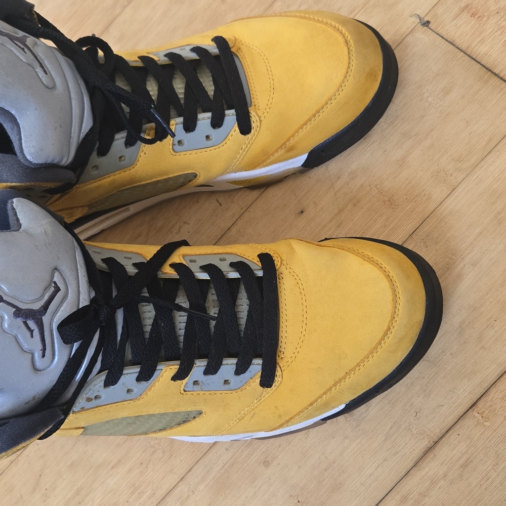 Jordan Retro Yellow and Gray Sneakers